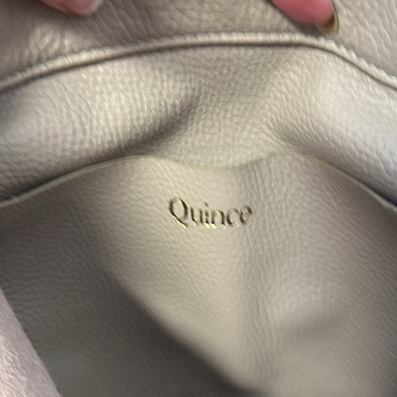 Quince taupe Italian tall cow leather tote bag - Picture 12 of 16